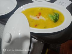 -嫩芽·重庆菜馆(十八梯露台观景店)