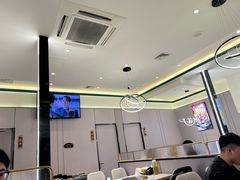 -虾领航小龙虾·吉林烧烤(柳州路店)