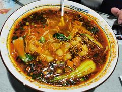 酸汤臊子面-大嘻咹biangbiang面(历史博物馆店)