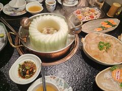 -得意咚瓜·顺德鱼生·冬瓜火锅(深圳首店)