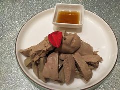 香蜜鹅肝-松沪名灶·豆浆鱼头·新上海菜(飞航吾悦广场店)
