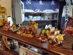零售区-拉面莊夢語＆中华料理八椿