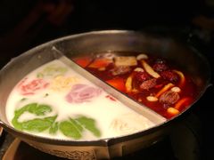 双拼锅底-湊湊火锅·茶憩(新中关购物中心店)