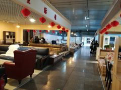 -大商机场前石材建材家具大市场