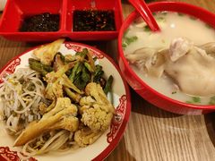 -张太婆老妈蹄花川菜馆·中华餐饮老字号(望平街店)