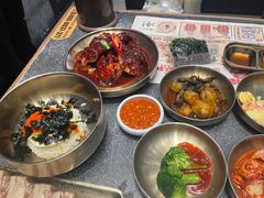 -草家酱蟹炭火烤肉店(珲春南路二店)