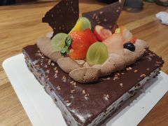 黑森林蛋糕-视界美食自助餐厅·石家庄希尔顿酒店