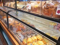 面包甜点陈列柜-酵種麦田(山师店)