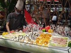 -四海一家自助餐(益田假日广场店)