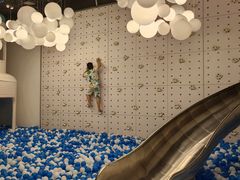 -涨巢·潮玩水疗局