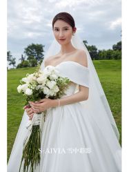 -雪中彩影婚纱摄影·微光艺术中心