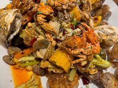 -东来菜馆•手抓海鲜家常菜•海鲜锅贴(鸽子窝店)
