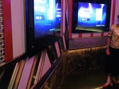 -欢乐空间KTV(奥山世纪城店)