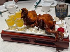 传统生炸红乳鸽-大鸽饭(动物园店)