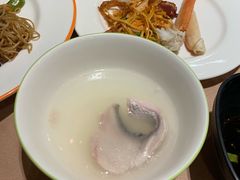 -松咖啡自助餐厅·松北香格里拉