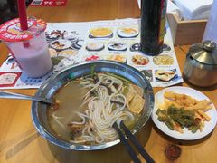 -雙冲柳州螺蛳粉&酸嘢&桂林米粉(簋街店)