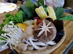 -湊湊火锅·茶憩(东城万达店)
