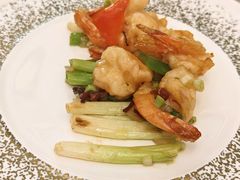 -浅深(世茂滨江精品店)