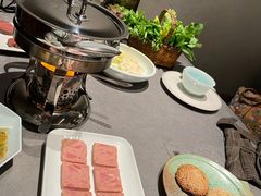 -鼎鼎香·港式火锅(北京SKP店)