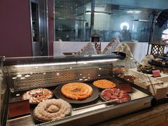 自助取餐区-咖啡苑自助餐厅·中国大饭店