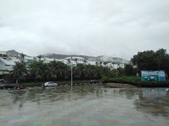 -亚龙湾中心广场