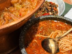 小锅米线-浩海火燒雲傣家菜(芮欧百货店)