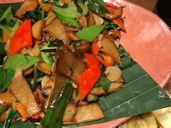 -云海肴·汽锅鸡·云南菜(天山百盛优客店)