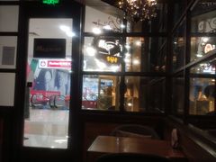 -玛格萝妮(汇智国际商业中心店)