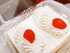 -红宝石·鲜奶小方·海派西点房(南丹店)