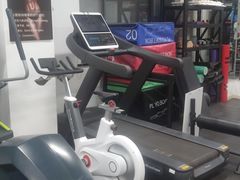 -坚果健身24小时工作室(定西路店)