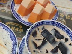 -广信牛奶甜品世家(台东店)