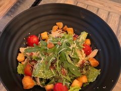 -LENBACH兰巴赫西餐啤酒坊(大连东港店)