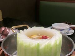 -得意咚瓜·顺德鱼生·冬瓜火锅(深圳首店)