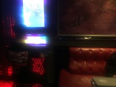 -范特西FANTASY量贩式KTV(民主广场店)