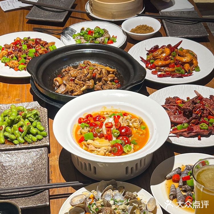 永远爱中式小酒馆的氛围感[色]