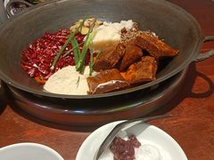 -四小区火锅·巷子里的重庆火锅(花照壁店)