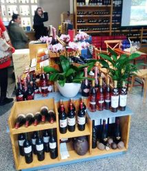 点击看大图 -YESIDO椰岛造型烫发染发