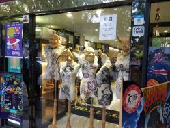 -鬼手纹身小鬼店