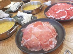 草原羔羊肉-呷哺呷哺(万达新世界店)