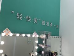 -拍刻风照相馆(花都融创店)