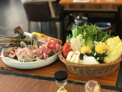 -樾餐厅泰式海鲜火锅(民歌湖店)