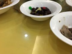 -山明水秀大饭店