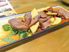 -隔壁老王·家常云南菜(花巷店)