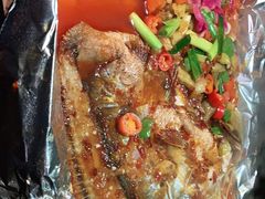 -愿者上钩·纸包鱼(翻身店)