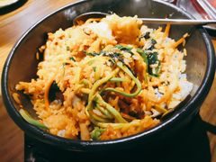 传统石锅拌饭-·缸桶屋·韩式牛肋条自助烤肉(西湖D11店)