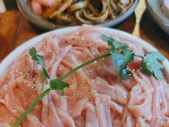 -城墙拐拐火锅(三峡广场黑金冠店)