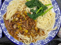 -撒拉人家.酸菜牦牛肉火锅