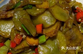 Stir-fried Dried Lettuce