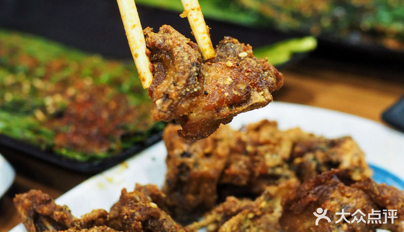 美味宵夜好去处｜小伟吉林特色烧烤