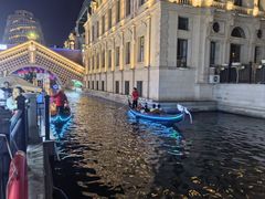 -东港音乐喷泉广场